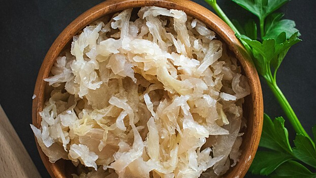 Пять рецептов заготовок из квашеной капусты