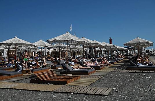 В Сочи продлили ограничение на доступ к пляжам