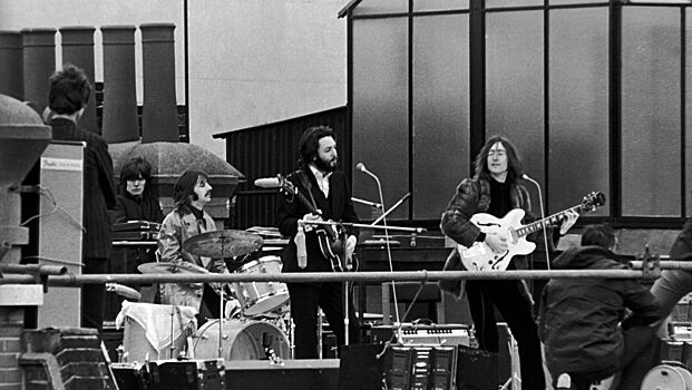 Начало пандемии и последний живой концерт The Beatles: 30 января в истории