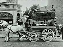 Почему в Англии используют именно двухэтажные автобусы красного цвета?