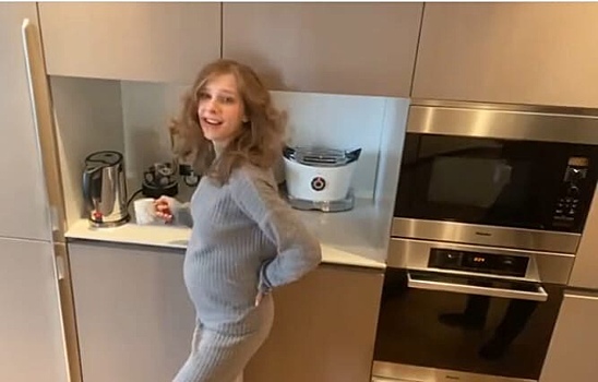 Лиза Арзамасова ждет ребенка