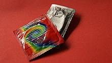 Россияне запасаются презервативами