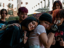 Что делать, если ребёнок попал в плохую компанию? Советы психологов