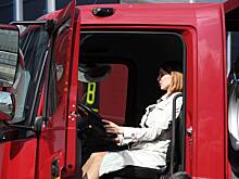 Продажи грузовиков в России обвалились