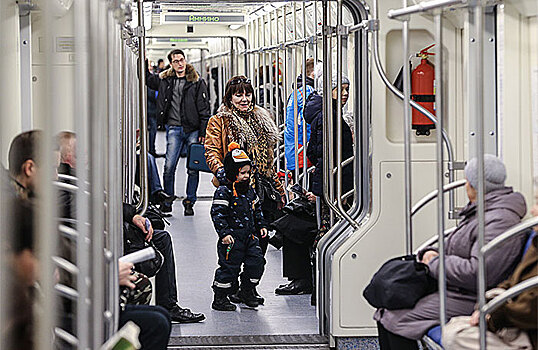 В метро по новым правилам: в подземку запретят брать велосипеды и коляски для детей?