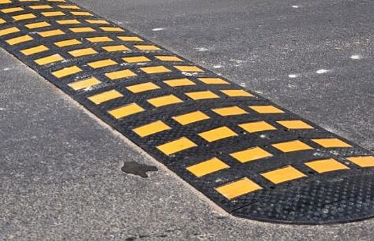 Главные ошибки при проезде «лежачих полицейских»