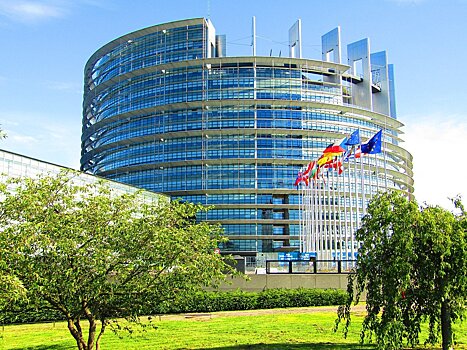 Аэропорты и авиакомпании Европы требуют отменить все ограничения на авиаперелеты