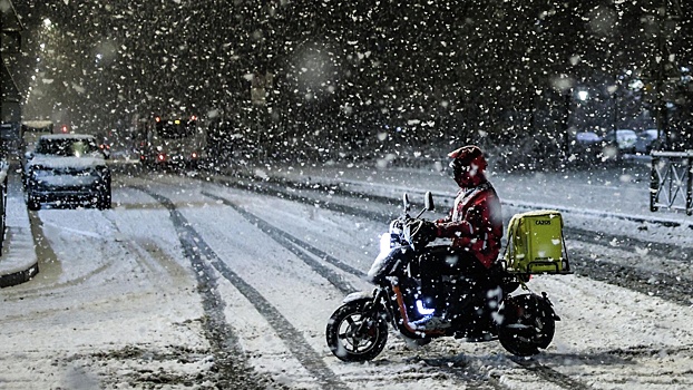 В ГАИ Москвы дали рекомендации, как ездить в условиях снегопада
