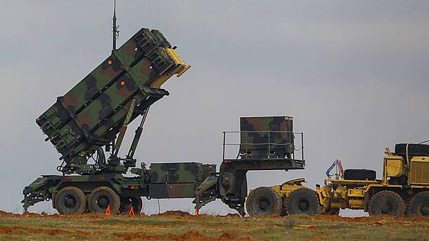 ТАСС: Посольство Азербайджана в Киеве повредила ракета Patriot