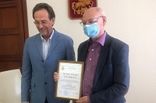 Префект Зеленограда наградил заместителя главного редактора издательского дома «41» за многолетний добросовестный труд
