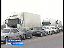Водители фур застряли в очереди на границе Чернышевское-Кибартай