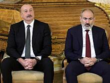 В Азербайджане назвали сроки подписания мирного договора с Арменией