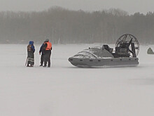 Тонкий лед: спасатели напомнили рыбакам правила зимней ловли