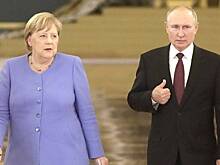 Стало известно о лукавстве Меркель в ситуации со «страшным псом» Путина