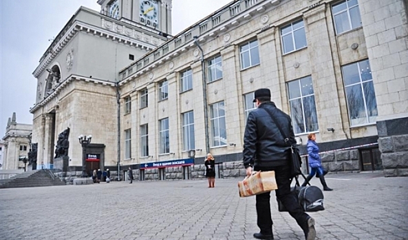 Парковки около железнодорожного вокзала в Волгограде заработают с 20 мая