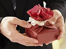 Без носков обошлось! Какие странные подарки получали известные пермяки?
