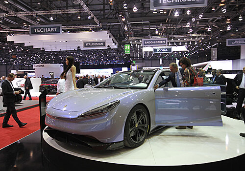 Пятиметровая китайская «Венера» проедет 652 километра на одной зарядке