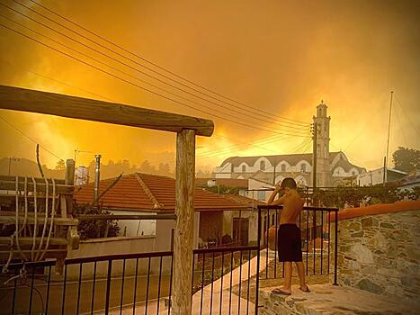 Катастрофический пожар: Кипр обратился за международной помощью