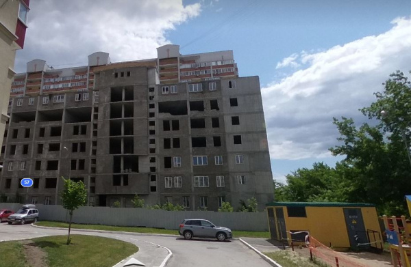 В Самаре хотят снести недострой во дворе на проспекте Карла Маркса