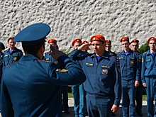 «Служу Отечеству!»: на Мамаевом кургане в Волгограде прошла присяга МЧС