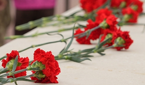 В Волгоградской области похоронили бойца СВО Владимира Орлова