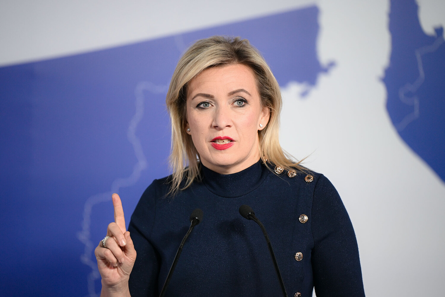 Захарова: РФ ответит на действия со стороны кораблей НАТО в Балтийском море - EuroPress.news