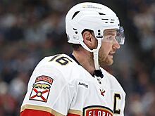 Александр Барков перенёс операцию на правом колене, форвард может пропустить весь сезон