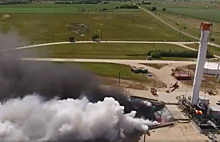 SpaceX провела первые огневые испытания центрального блока сверхтяжелой ракеты