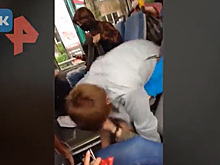 Драка россиянина с пассажиром автобуса без маски попала на видео