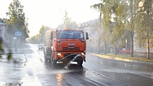 Четыре машины ежедневно моют улицы в Вологде