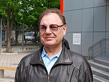 Его звали «Неваляшка». Любимец Тарасова постоянно ходил в синяках и пробовал себя в полузащите. Легендарные имена