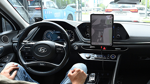 Мишустин анонсировал запуск первого беспилотного такси в России