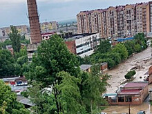 Новости за ночь, которые вы могли пропустить: последствия ливней в Северной Осетии и Дагестане, природный пожар в Якутии и тайная свадьба Анны Чиповской