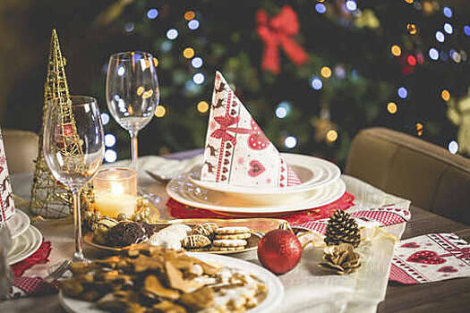 Диетолог Дельгадо: перед праздничным застольем нужно составить план питания
