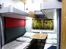 Эконом на высшем уровне: в Москве показали новые плацкартные вагоны