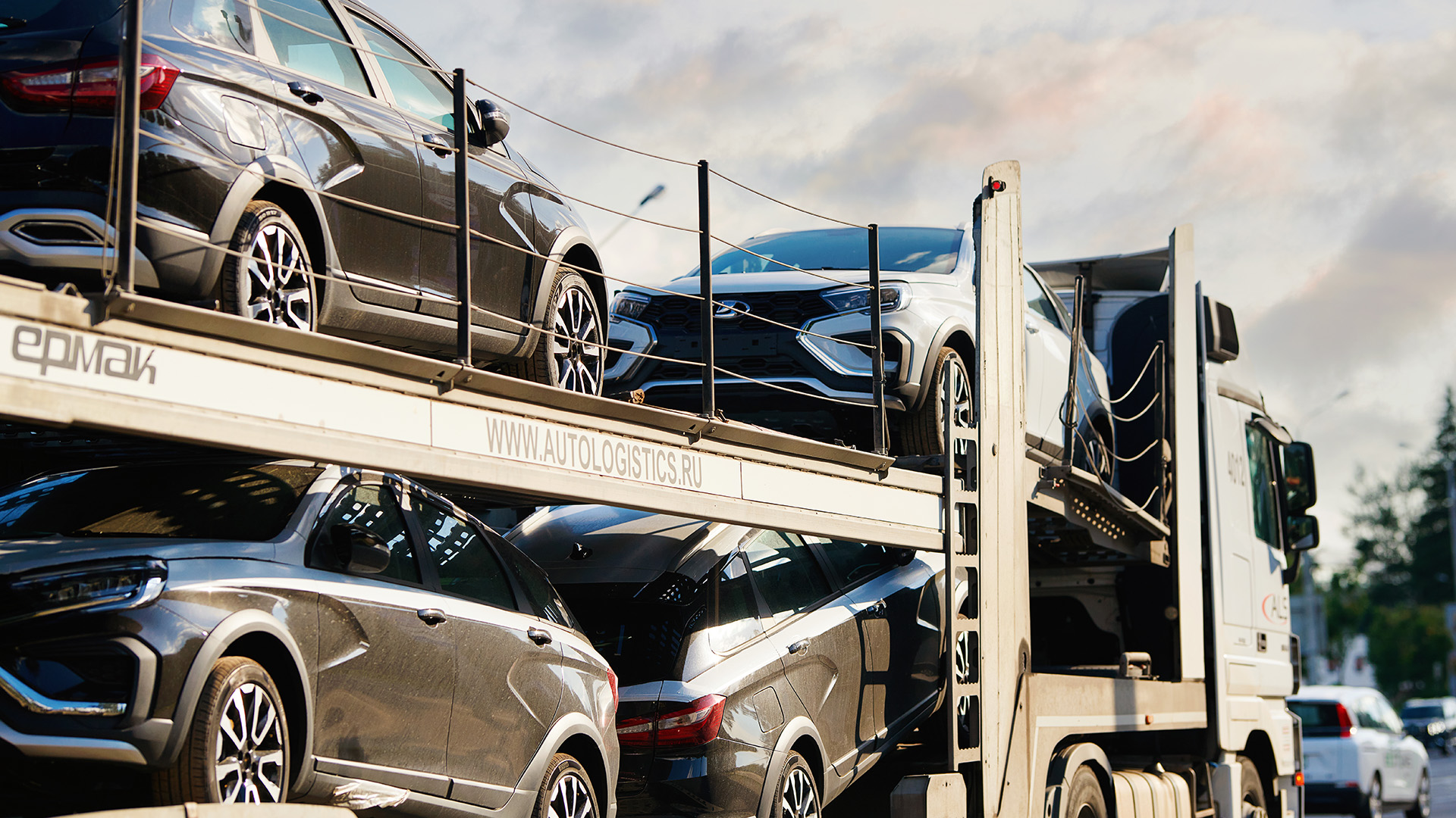 AvtoVAZ 2024-cü ildə ixrac planını yerinə yetirəcəyini bildirdi