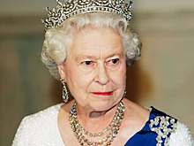 Королева Елизавета II продолжает исполнять свой долг, несмотря на утрату