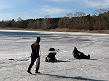 В Самарской области 21 марта два рыбака провалились в промоину