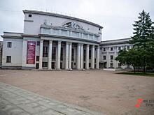 В Доме офицеров ЦВО, прославившемся барельефом Сталина, назначен новый директор