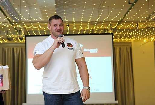 Омский богатырь Михаил Шивляков подтвердил звание чемпиона по силовому экстриму