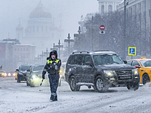 До 300 тысяч рублей: водителям напомнили о зимних штрафах