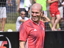 Зидан покинул сбор «Реала»