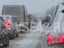 Девятибалльные пробки сковали Кемерово из-за снегопада