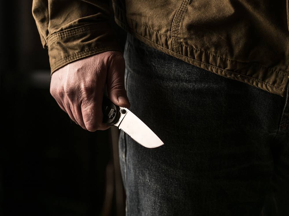 Россияне раскупили в магазинах отрезавший ухо террористу из «Крокуса» нож