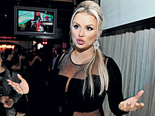 Богатого хахаля у Ани Семенович увела залетевшая соперница