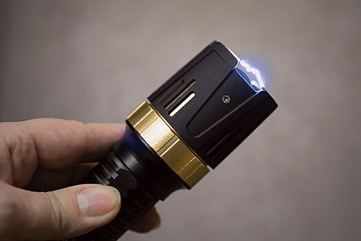 Жителей Украины призвали запасаться фонариками в преддверии зимы