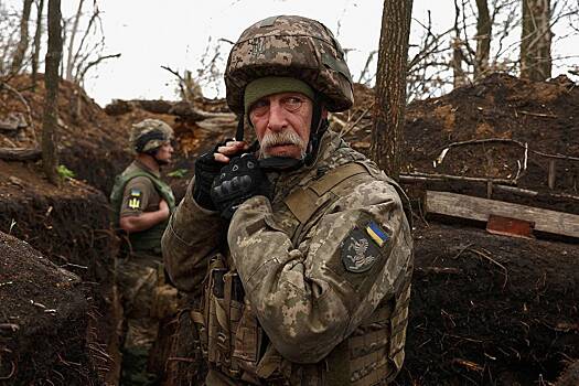 «Нет желающих получить ядерной бомбой» Как меняется стратегия боевых действий на Украине и что может обрушить оборону ВСУ?