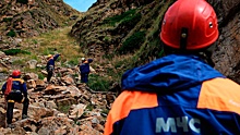 Попавших под камнепад в Кабардино-Балкарии туристов эвакуировали с помощью вертолета