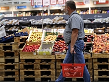 Названы подешевевшие в России продукты питания