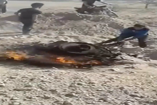 Появилось видео с места падения истребителя в Сирии